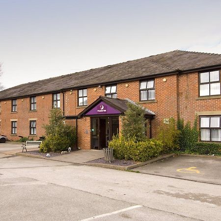 Premier Inn Crewe Nantwich Exterior foto
