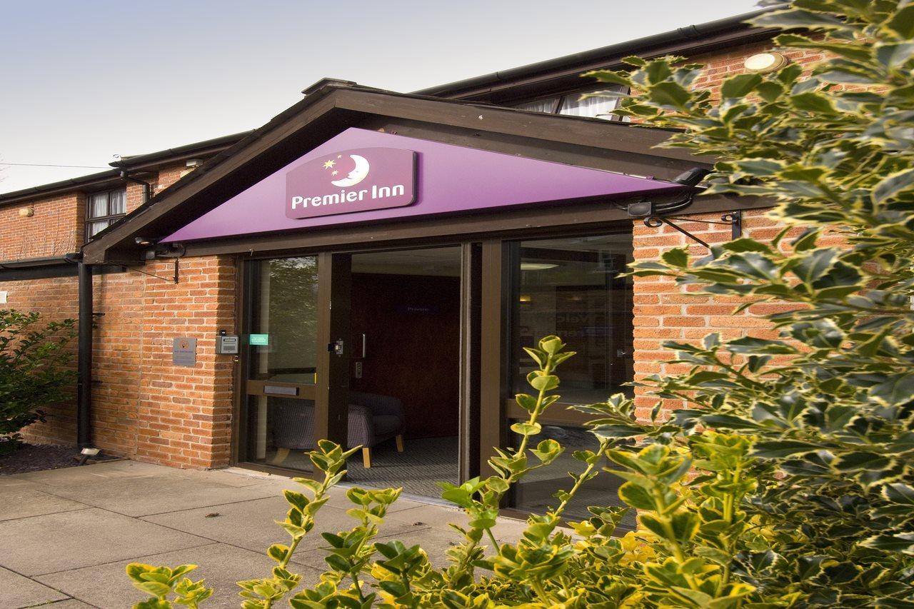 Premier Inn Crewe Nantwich Exterior foto