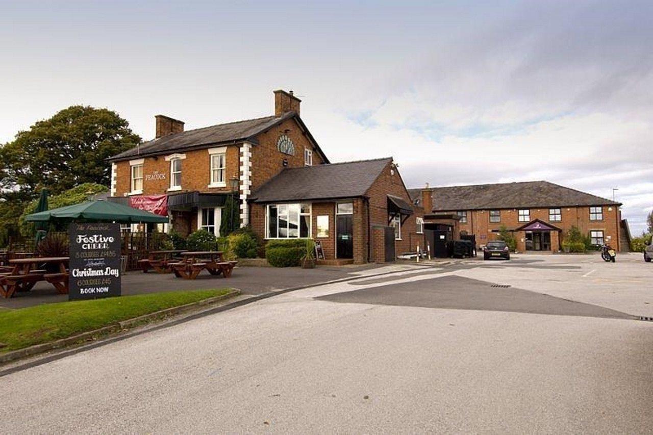 Premier Inn Crewe Nantwich Exterior foto